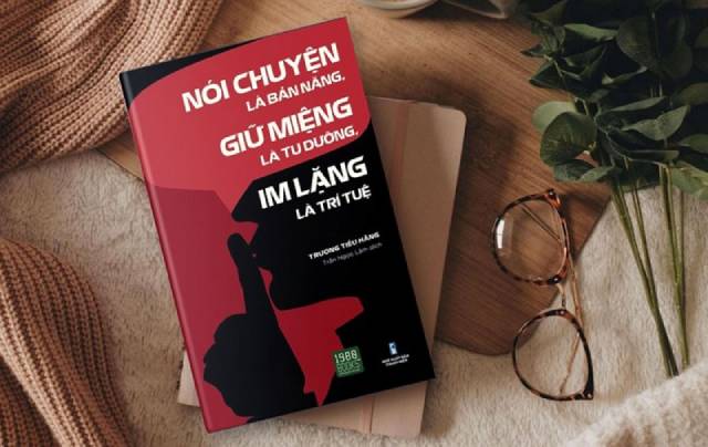 "Nói Chuyện Là Bản Năng, Giữ Miệng Là Tu Dưỡng, Im Lặng Là Trí Tuệ" là một bài học sâu sắc về việc kiểm soát lời nói và biết khi nào nên im lặng