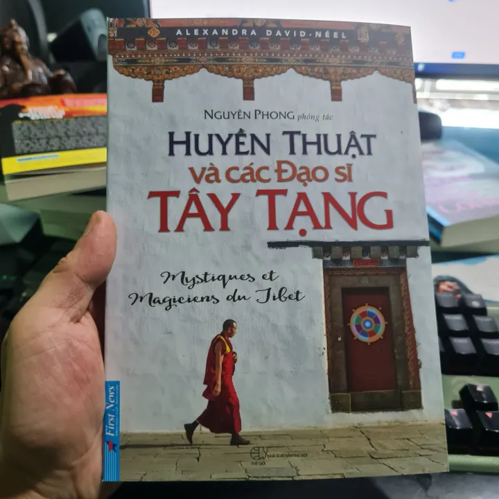 "Huyền Thuật Và Các Đạo Sĩ Tây Tạng" cung cấp cái nhìn độc đáo và chi tiết về văn hóa Tây Tạng từ góc nhìn của một người phương Tây.