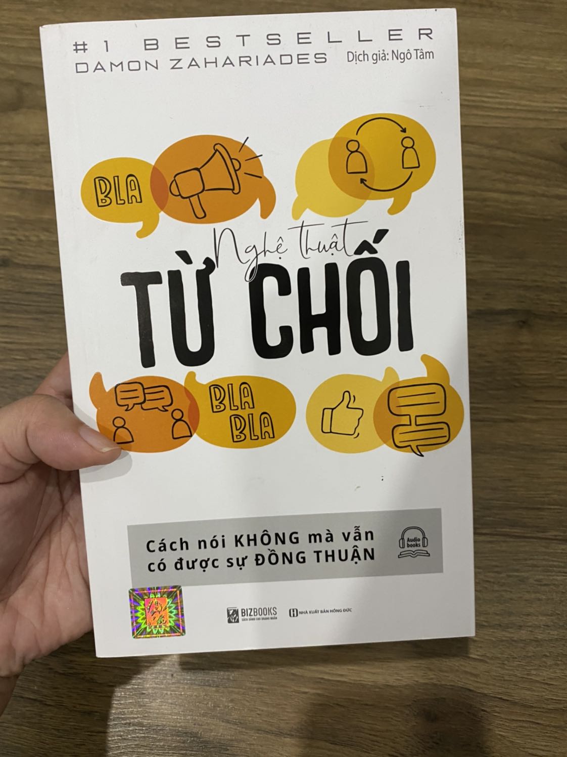 "Nghệ Thuật Từ Chối" đặc biệt hữu ích cho những người thường xuyên cảm thấy quá tải vì không biết cách từ chối yêu cầu từ người khác.